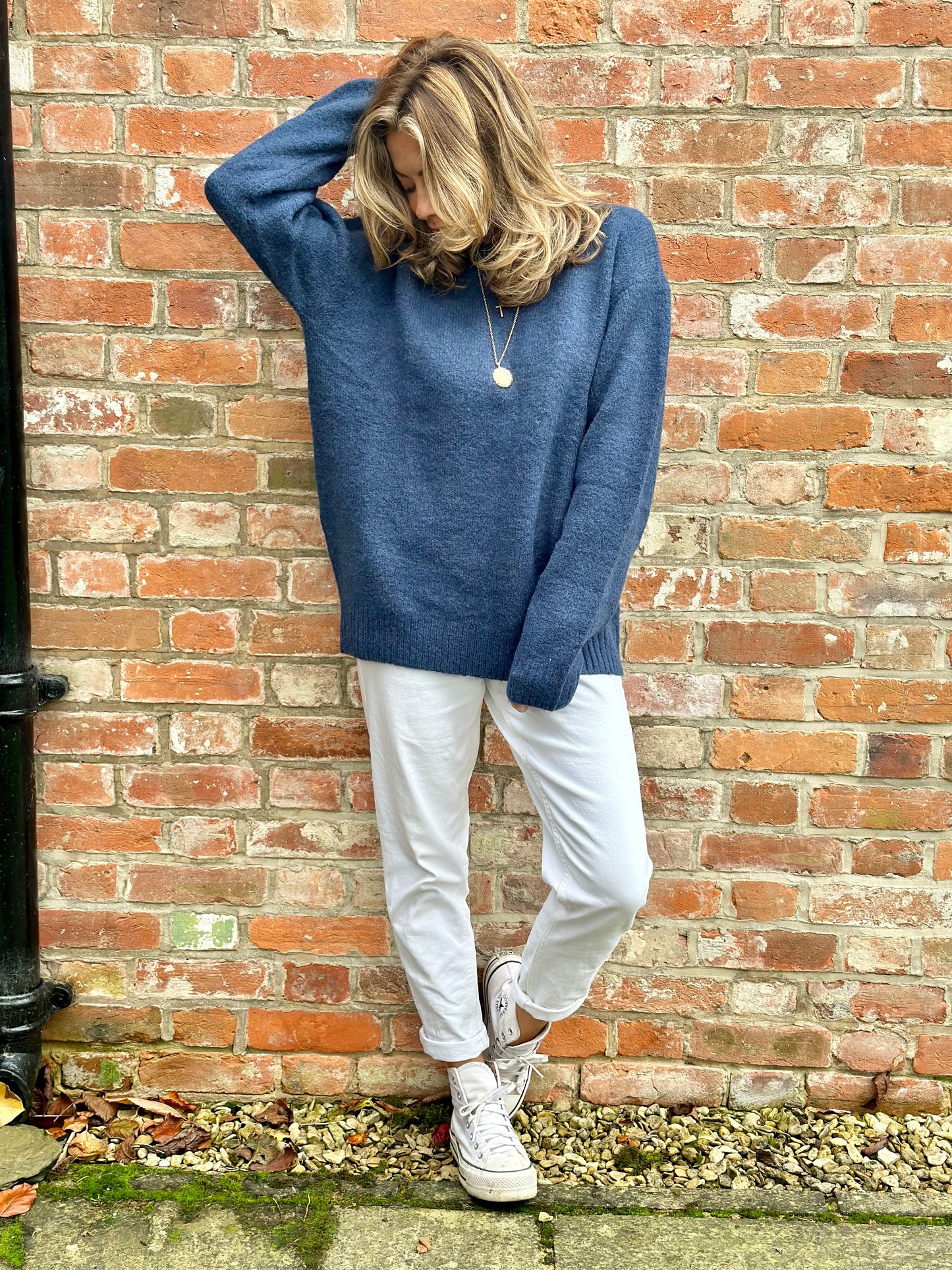 Navy Crew Knit (UNISEX) loo